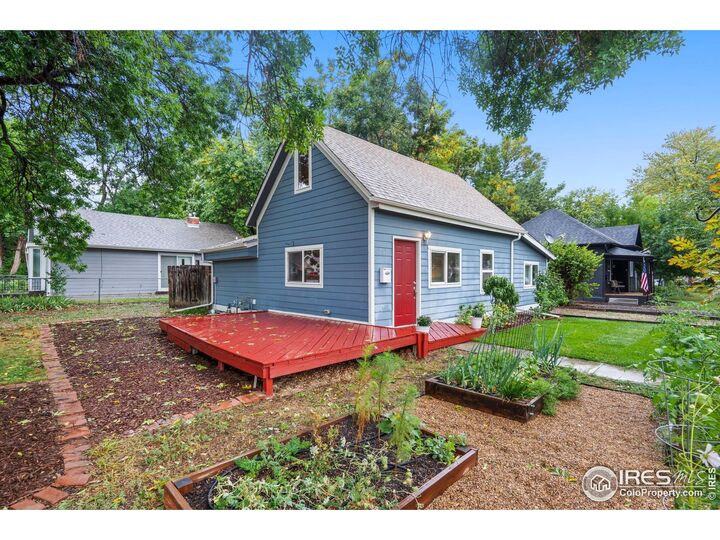 Property Photo: 707 E 8th St CO 80537