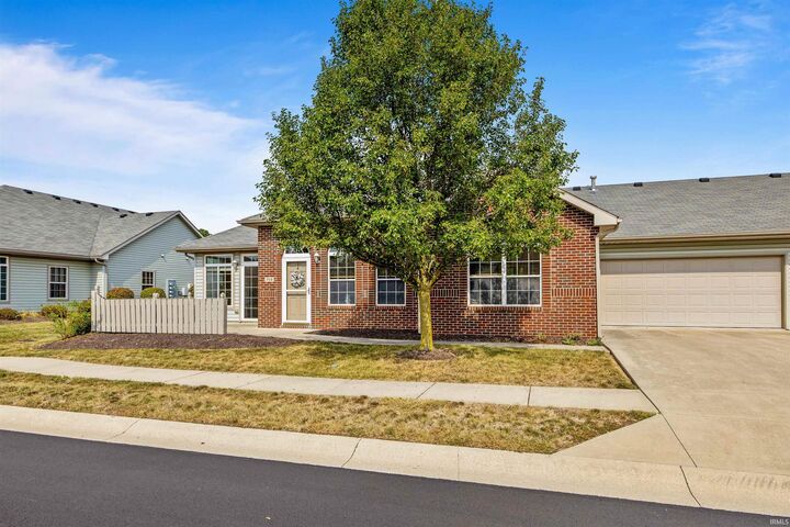 Property Photo:  7113 Southlake Knoll Drive  IN 46815-5581 