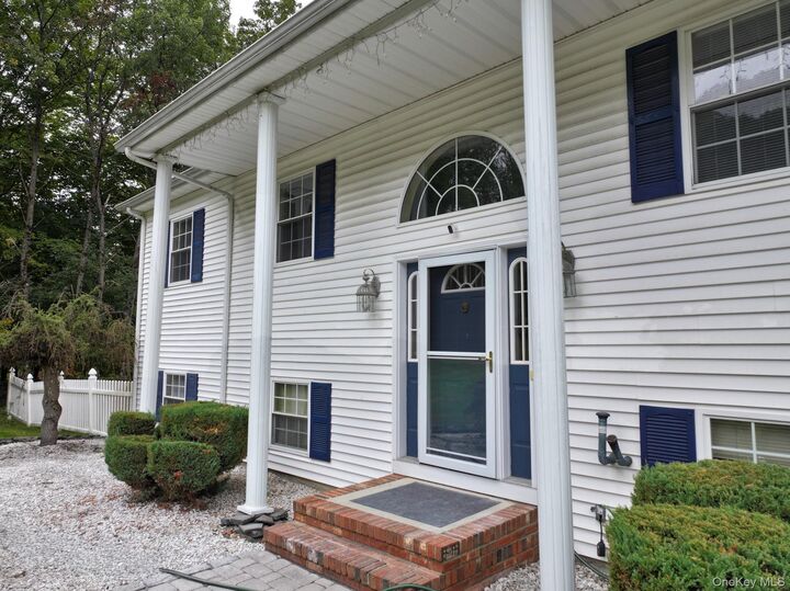 Property Photo:  125 White Bridge Road  NY 10940 