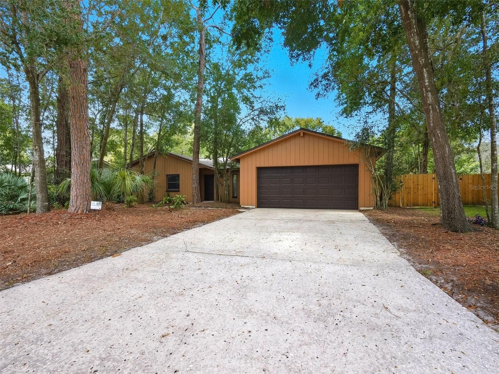 Property Photo:  150 Essex Drive  FL 32779 