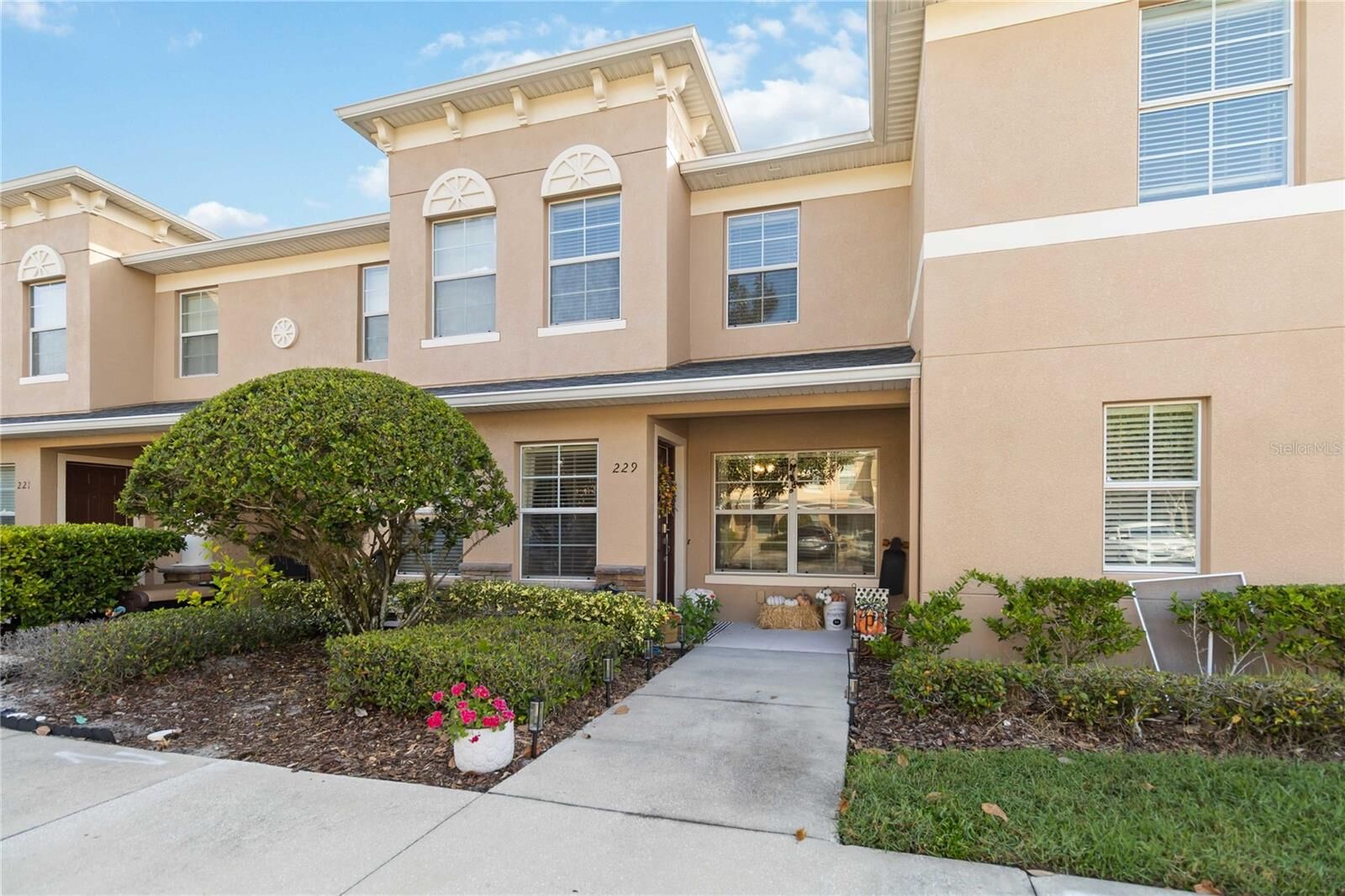 Property Photo: 229 Carina Circle FL 32773