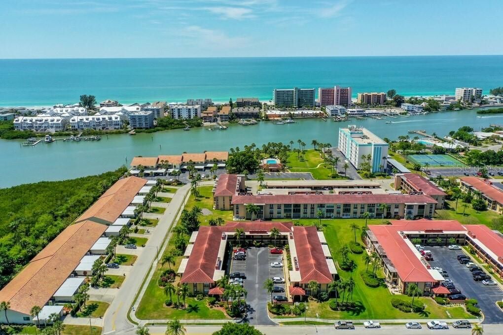 Property Photo: 10215 Regal Drive 14 FL 33774