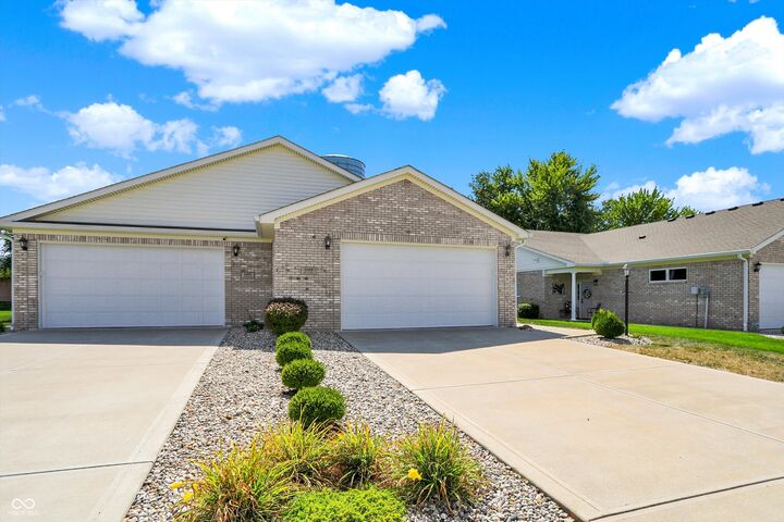 Property Photo:  3309 Lukes Way  IN 46143 