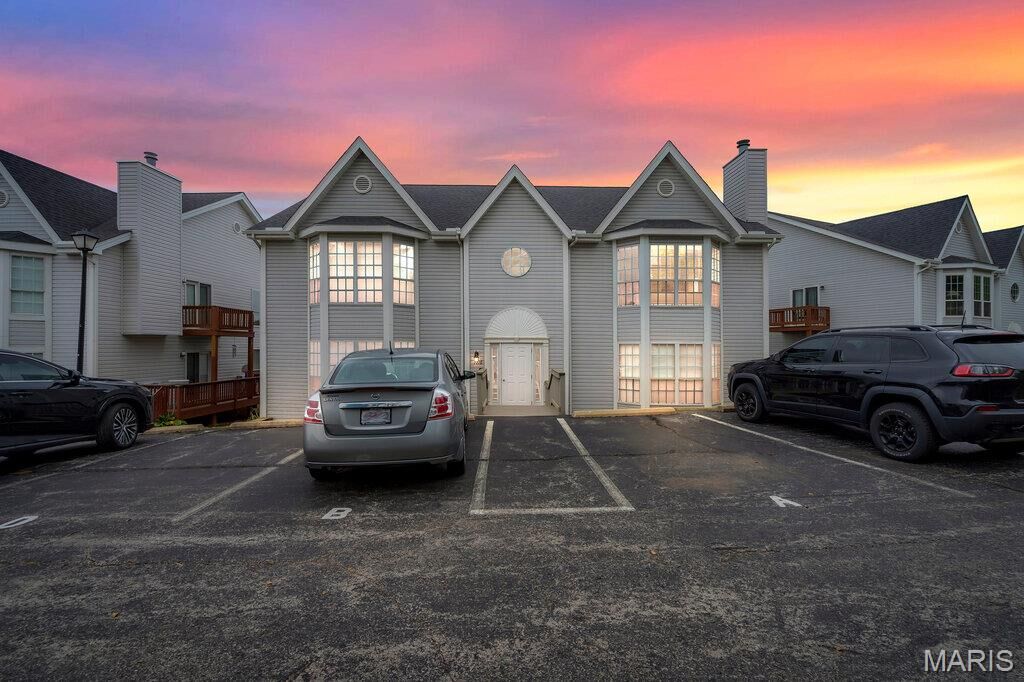 Property Photo:  1716 Whispering Creek Drive C  MO 63021 