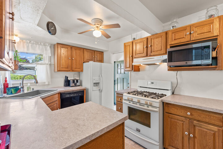 Property Photo:  8220 W Lynmar Ter  WI 53222 