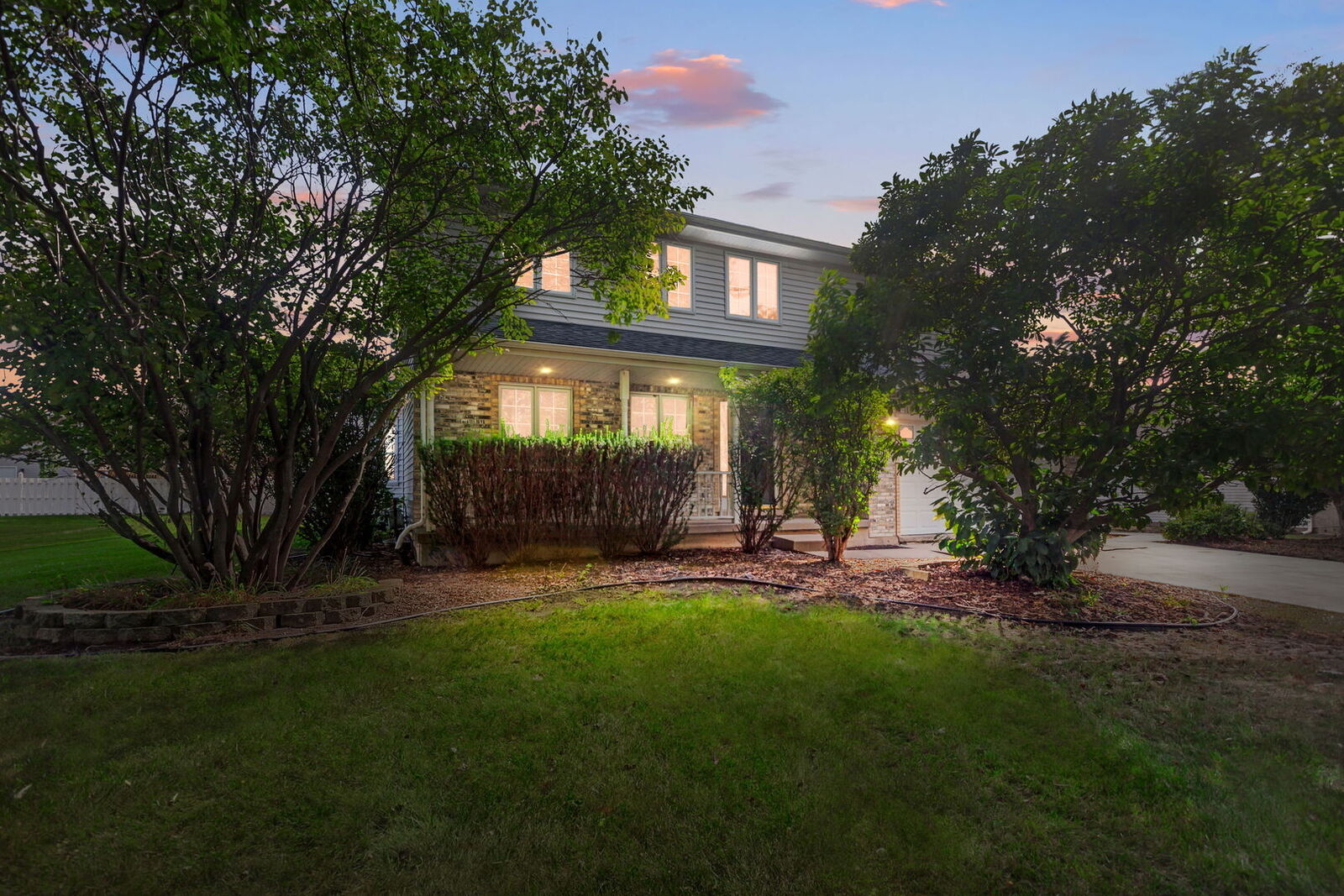 Property Photo:  611 Flambeau Court  IL 60446 