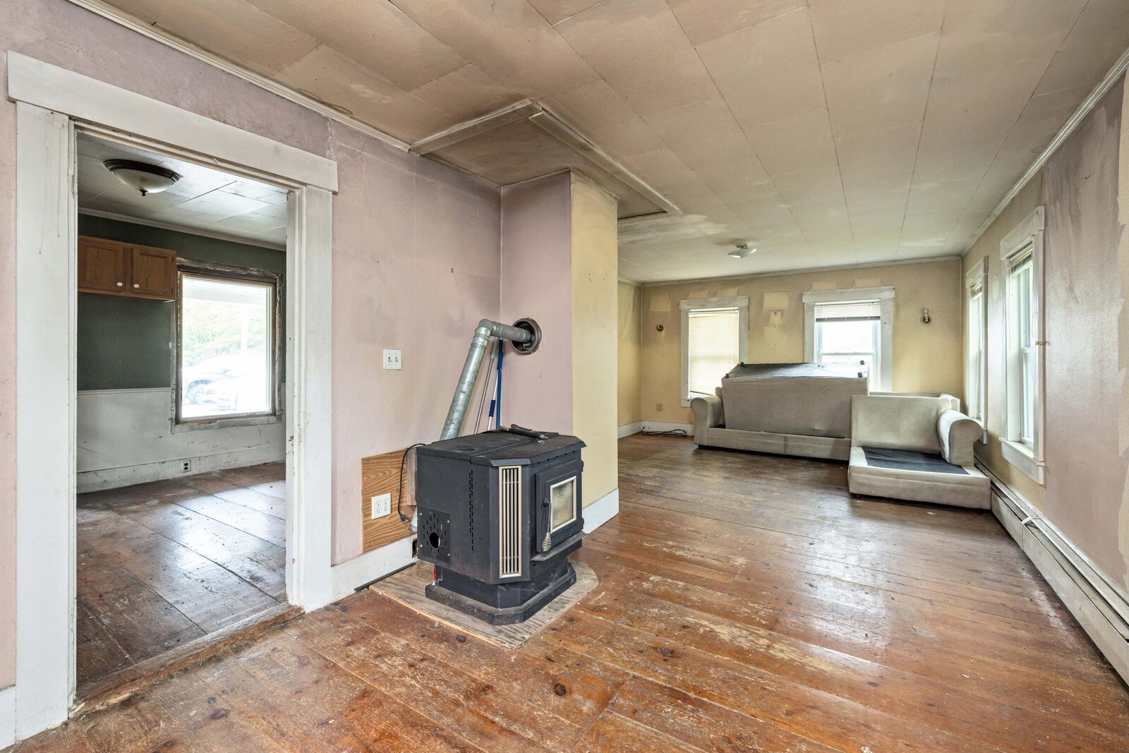 Property Photo:  768 Gore Road  ME 04002 