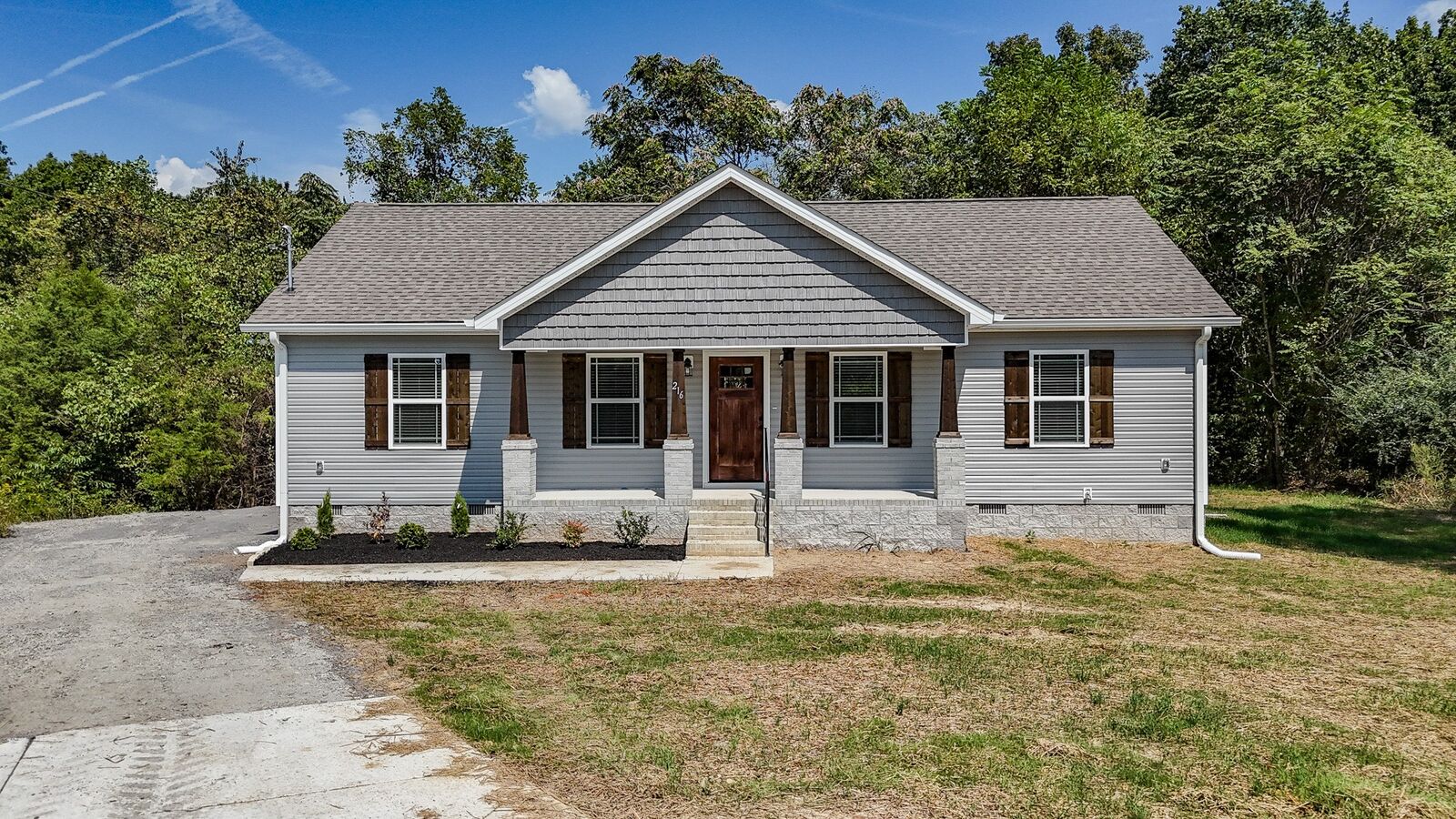 Property Photo:  216 Archery Ln  TN 37160 