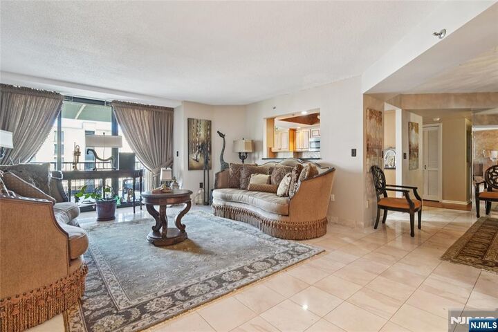 245 Prospect Avenue 5B  Hackensack NJ 07601 photo