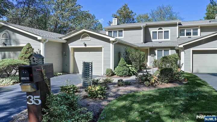 35 Stone Row Lane  Jefferson Township NJ 07438 photo