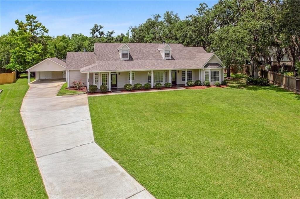 Property Photo:  116 Jessica Drive  LA 70037 