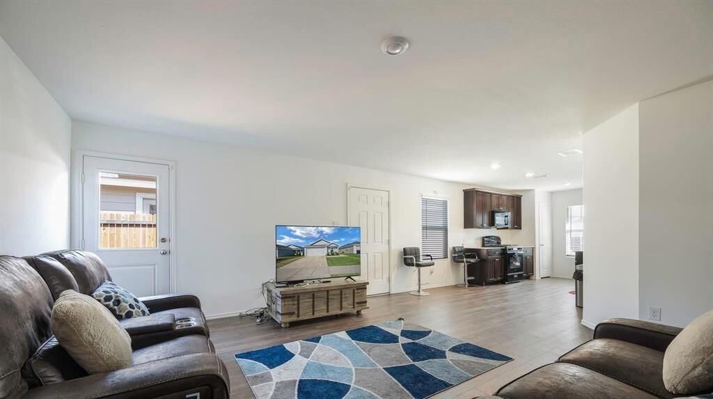Property Photo: 1431 Highbridge Boulevard TX 75114