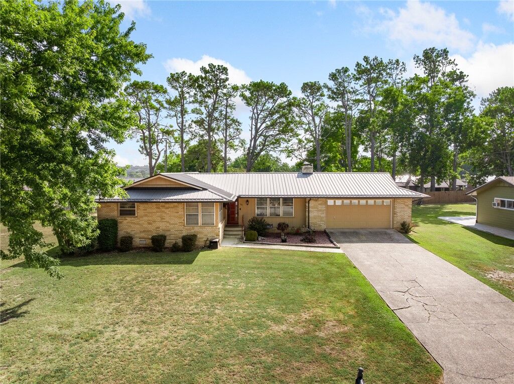 Property Photo:  103 Chickadee Street  AR 72601 