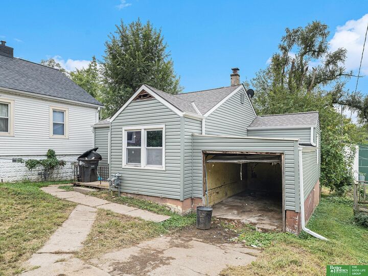 Property Photo:  3728 N 36 Avenue  NE 68111 