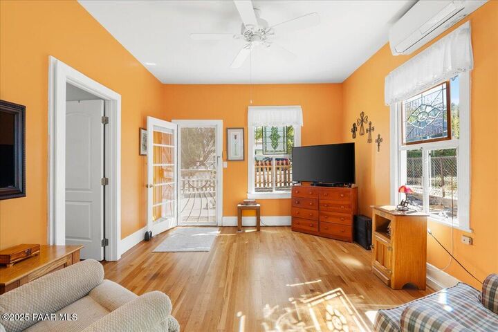 Property Photo:  206 S Virginia Street  AZ 86303