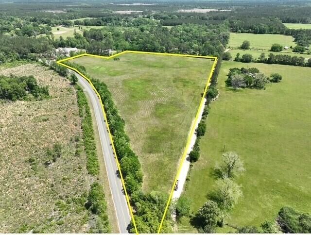 Property Photo:  La-464  LA 70634 