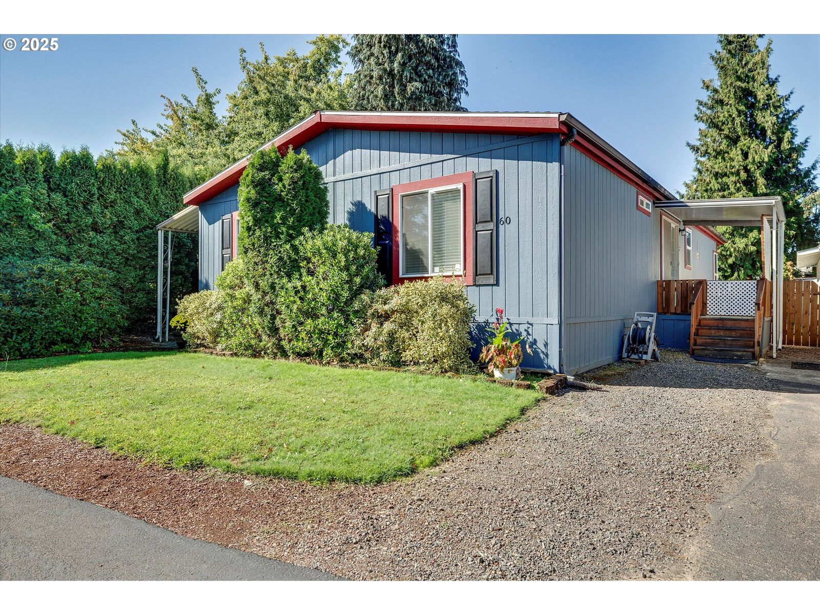 Property Photo:  507 N 19th Ave 60  OR 97113 