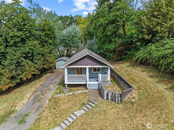 Property Photo:  230  Haussler Road  WA 98626 