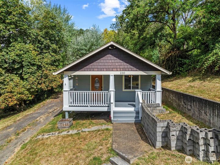 Property Photo:  230  Haussler Road  WA 98626 