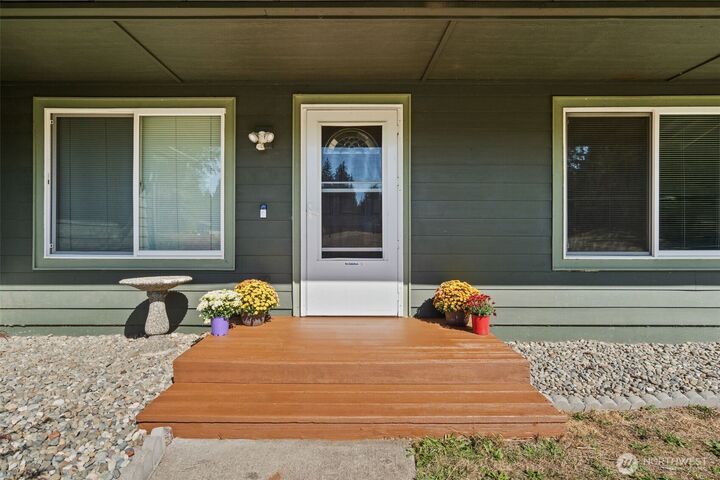 Property Photo: 80 E Ann Arbor Drive WA 98584