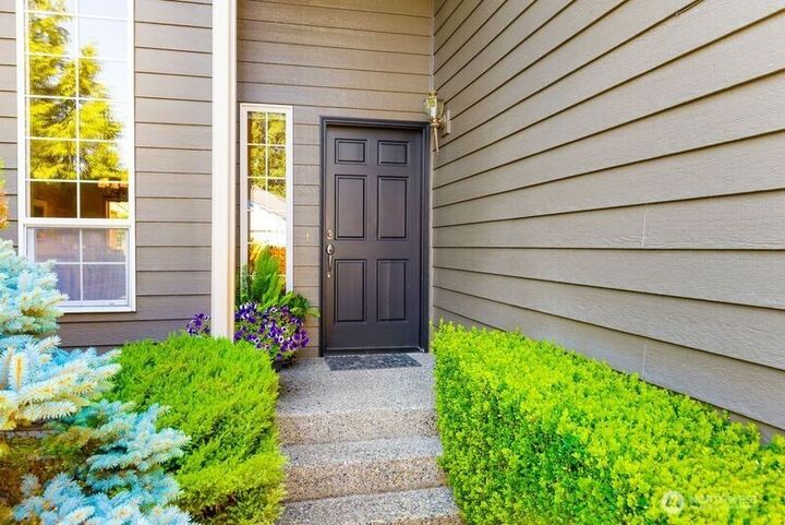 Property Photo:  17426  53rd Place W  WA 98037 