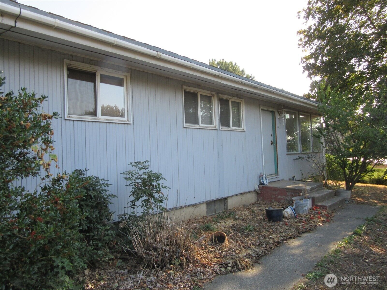 Property Photo:  804 E Clay Street  WA 99328 