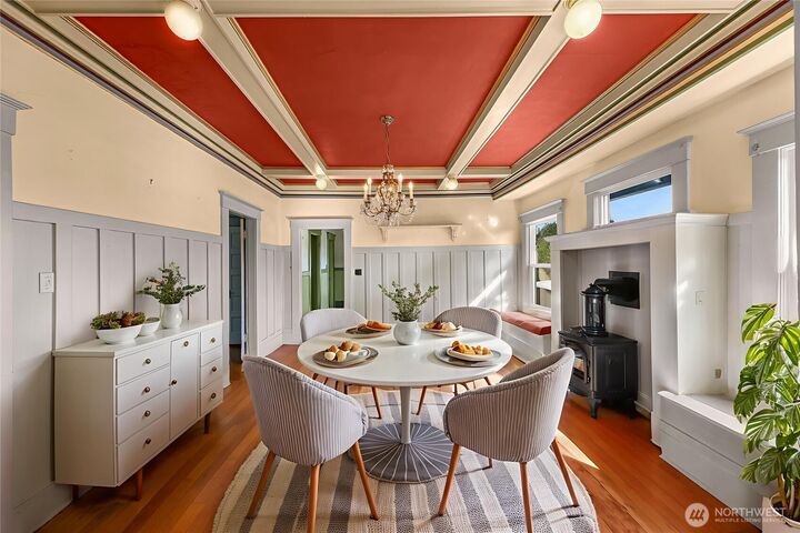 Property Photo:  2218  Jaeger Street  WA 98225 