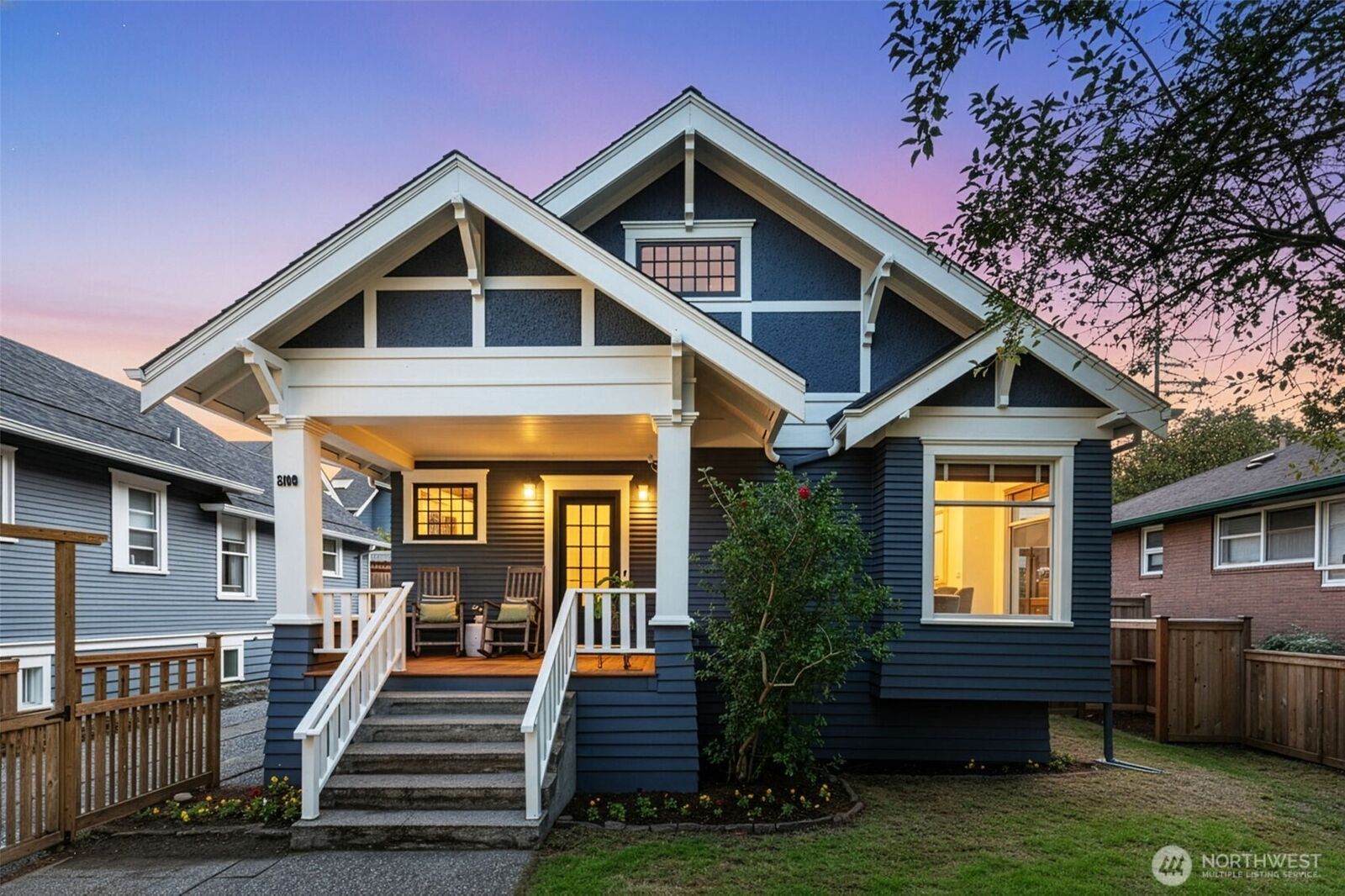 Property Photo: 5108 Meridian Avenue N WA 98103