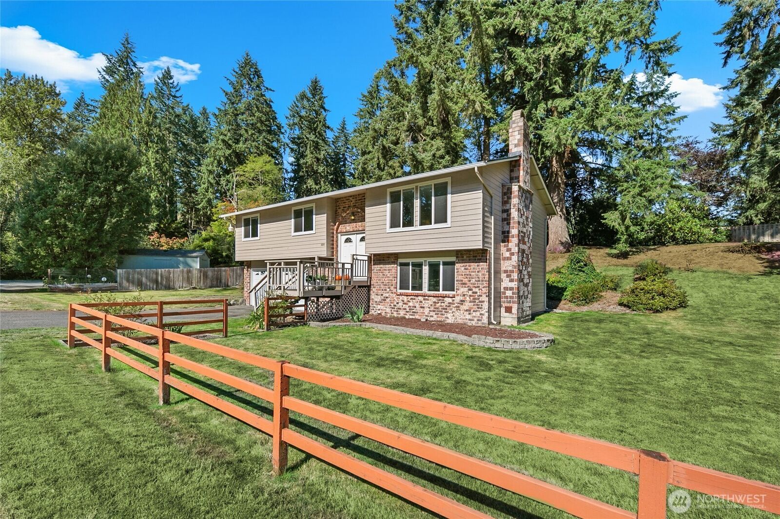 Property Photo:  18610 NE 157th Place  WA 98072 