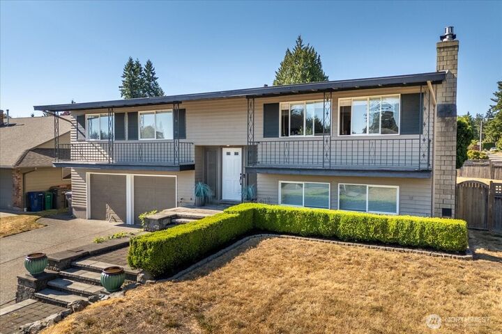 Property Photo:  11642 NE 135th Street  WA 98034 