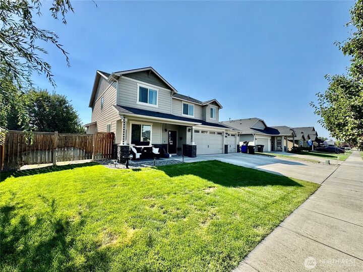 Property Photo: 209 Chapra Street WA 99362