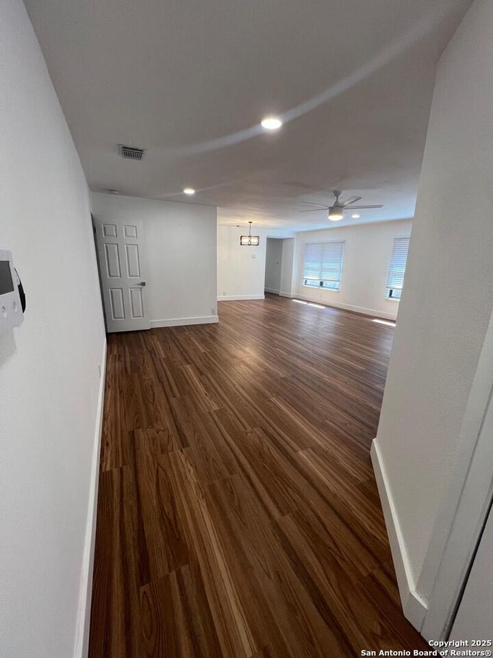 Property Photo:  3423 Oldoak Park  TX 78247 