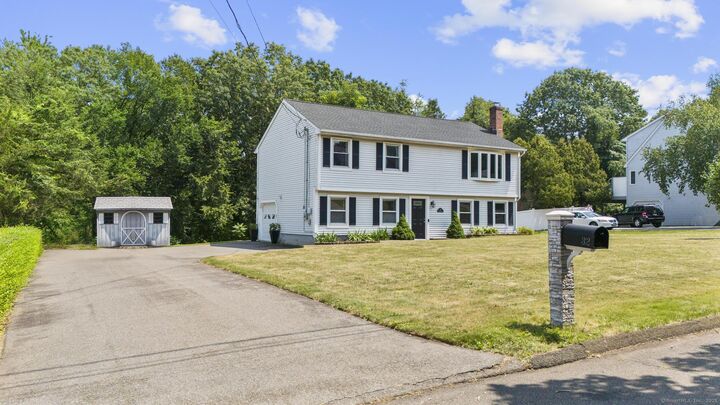 Property Photo:  32 Nod Brook Road  CT 06492 