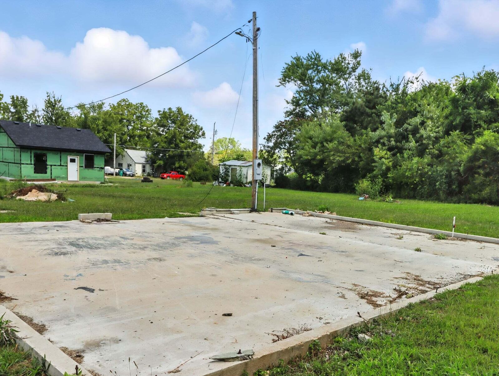 Property Photo:  426/432 E South Street  MO 65711 