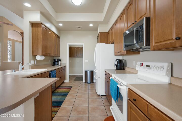 Property Photo:  13401 N Rancho Vistoso Boulevard 146  AZ 85755 