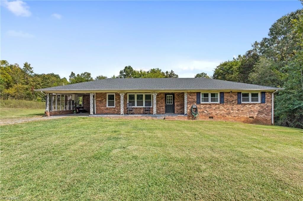 Property Photo:  354 Crump Circle  NC 27054 