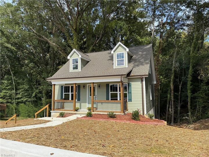 Property Photo:  30 Culbreth Avenue  NC 27360 