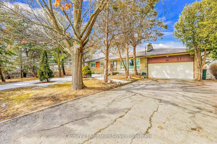 Photo de la propriété:  8026 Mayfield Road  ON L7E 0W2 