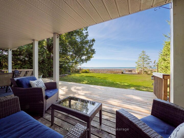 Property Photo: 1208 Sunset Drive ON N0H 2T0