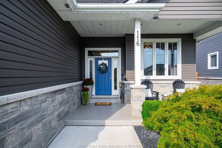 Property Photo:  116 Golfview Drive  ON N9Y 0A6 