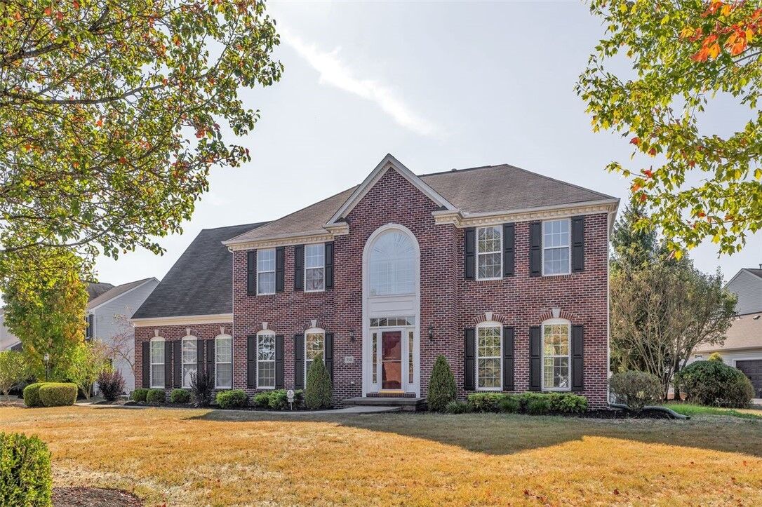 Property Photo:  713 Seth Dr  PA 16066 
