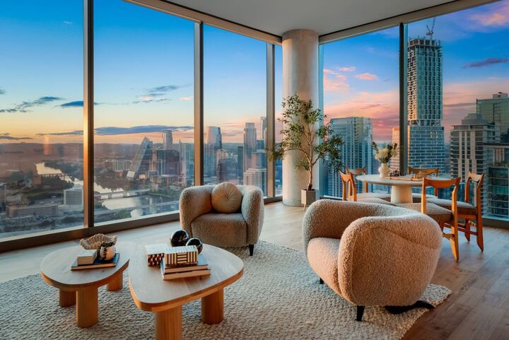 44 East Avenue 4502  Austin TX 78701 photo