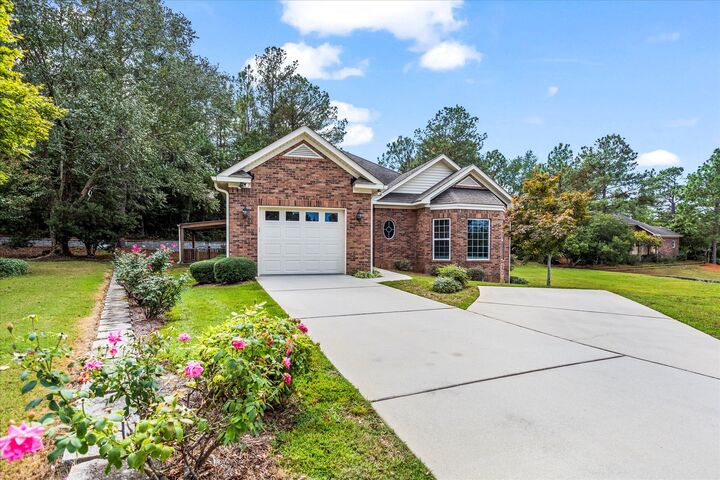 Property Photo:  405 Weyhill Place  SC 29801 