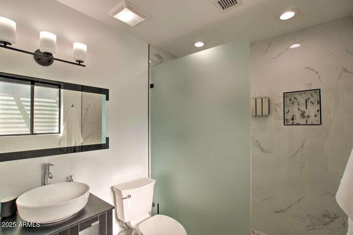 Property Photo:  8637 E Palm Lane  AZ 85257 