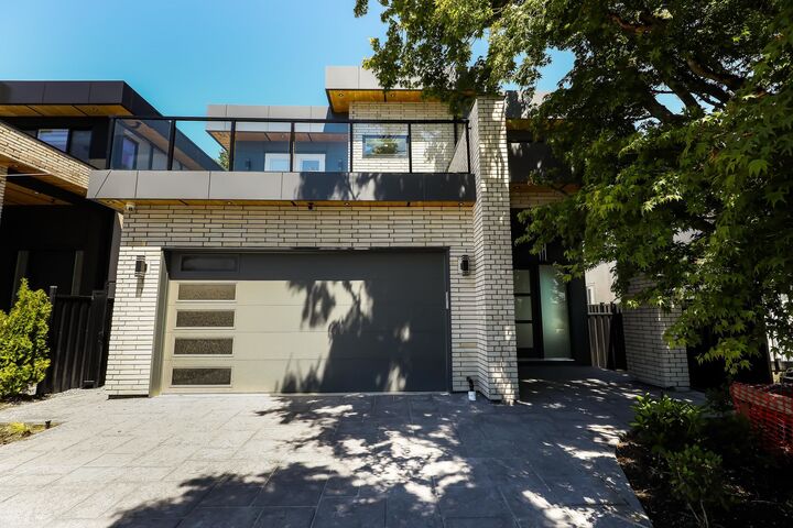 Property Photo:  15569 Oxenham Avenue  BC V4B 2J2