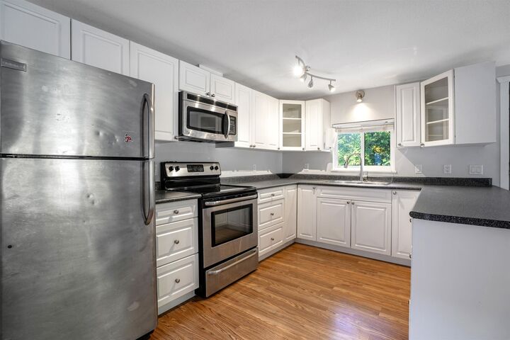 Property Photo:  9132 120 Street 45  BC V3V 4B6 