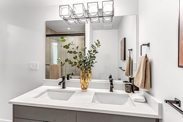 Property Photo:  7946 204 Street 9  BC V2Y 4M9 