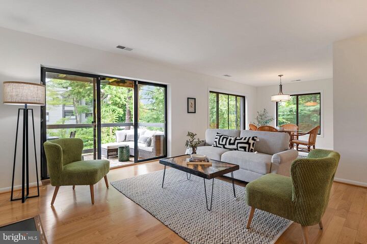Property Photo:  5 Spa Creek Landing A2  MD 21403 