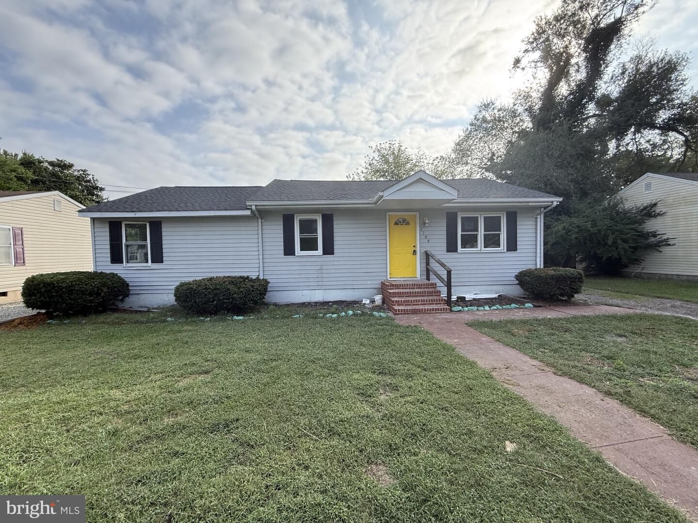 Property Photo: 1109 Shawnee Avenue MD 21801