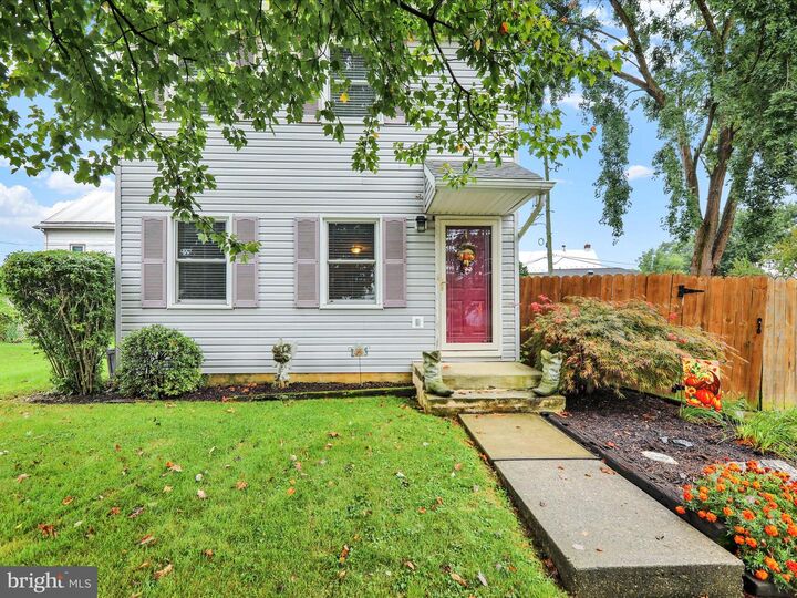 Property Photo:  144 Niss Avenue  PA 17522 